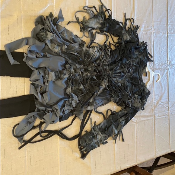 Zombie girl com’s time - Picture 3 of 3